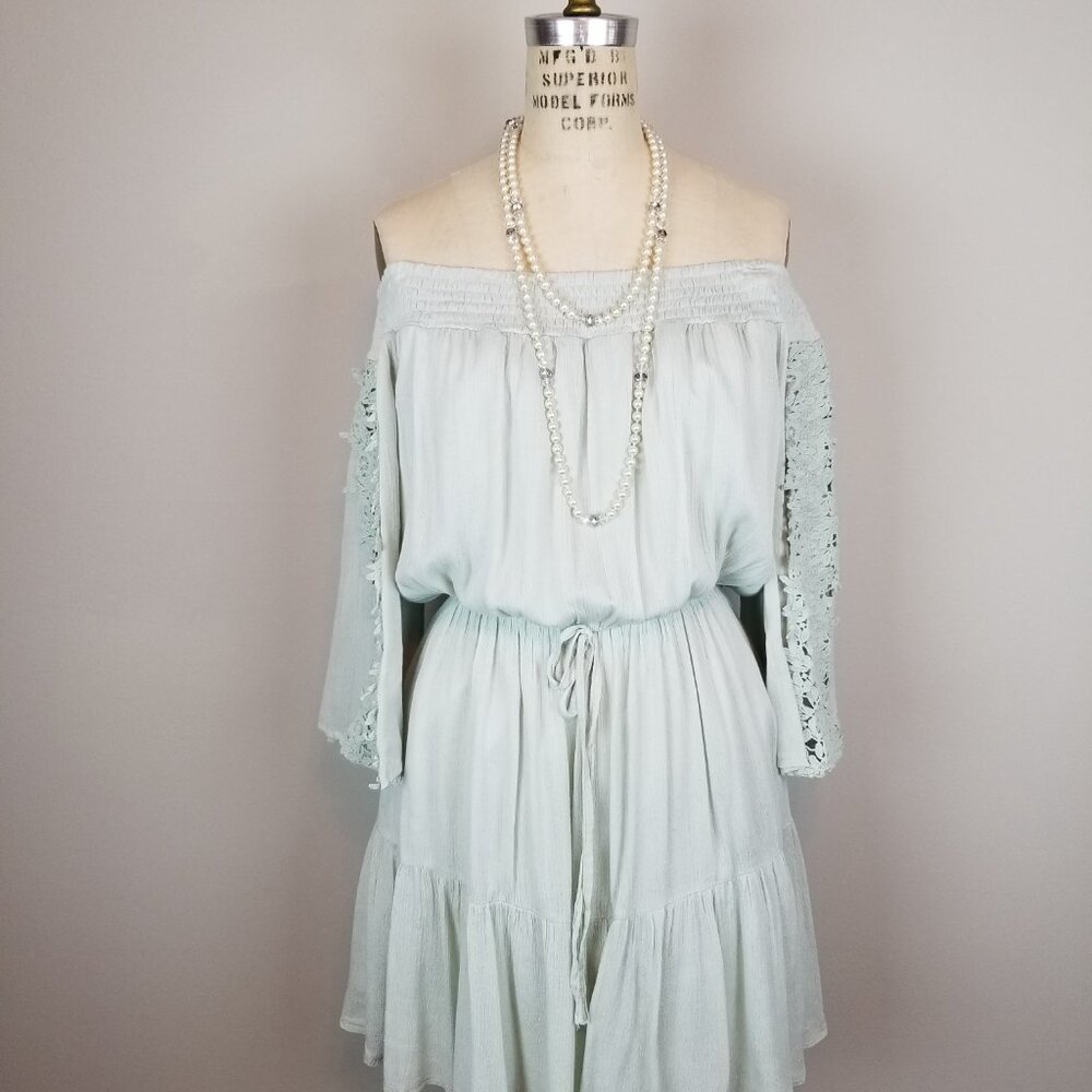 Pale Green Off the Shoulder Short Gauzy Dress with Lace Accents * Size M * NEW